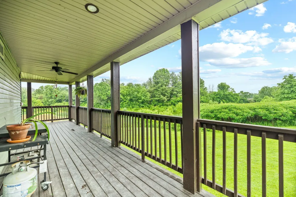 233 Schollsville Road Winchester KY 40391