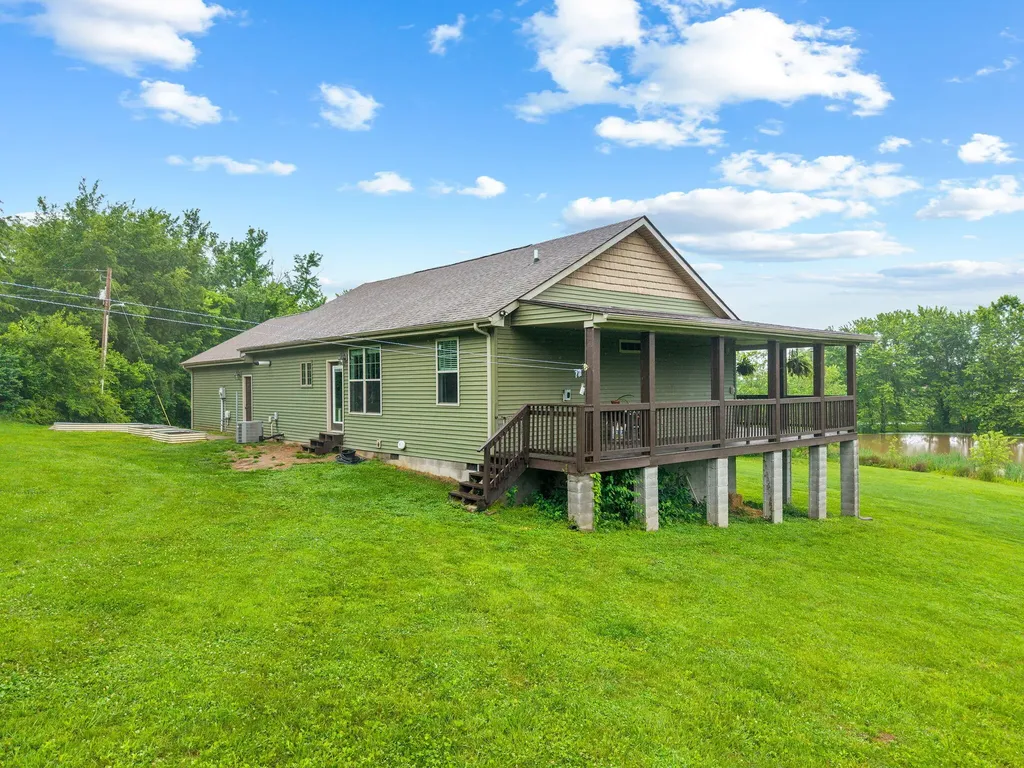 233 Schollsville Road Winchester KY 40391
