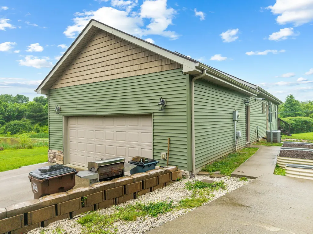 233 Schollsville Road Winchester KY 40391