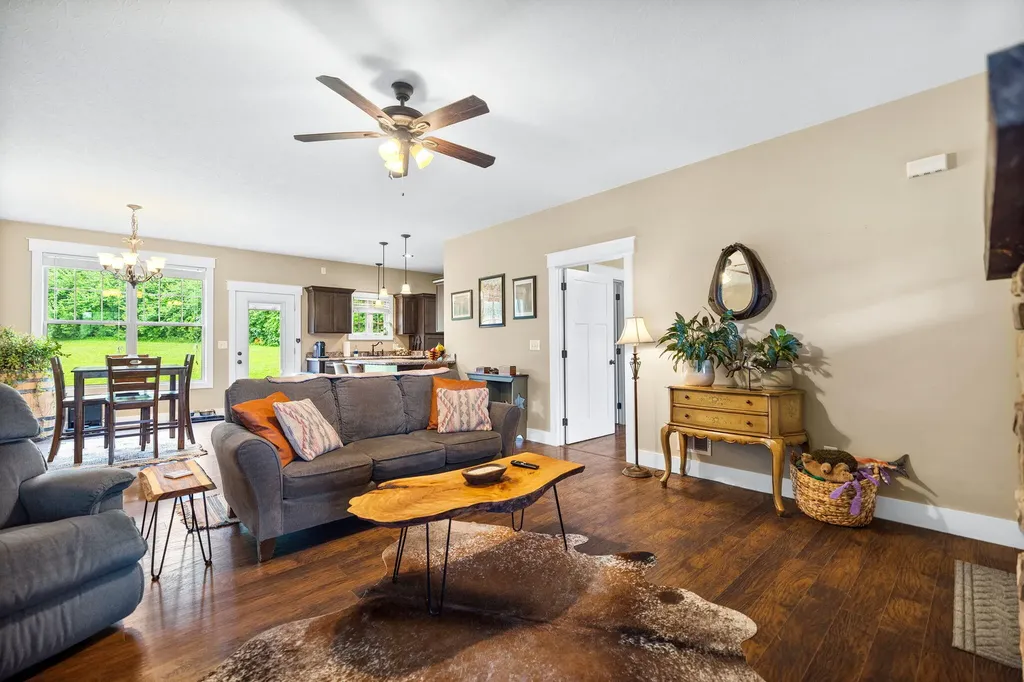 233 Schollsville Road Winchester KY 40391