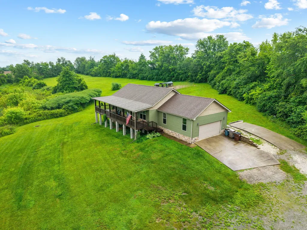 233 Schollsville Road Winchester KY 40391