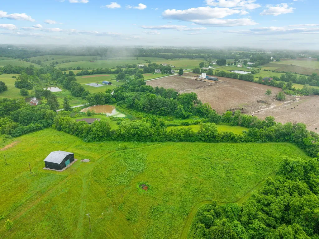 233 Schollsville Road Winchester KY 40391