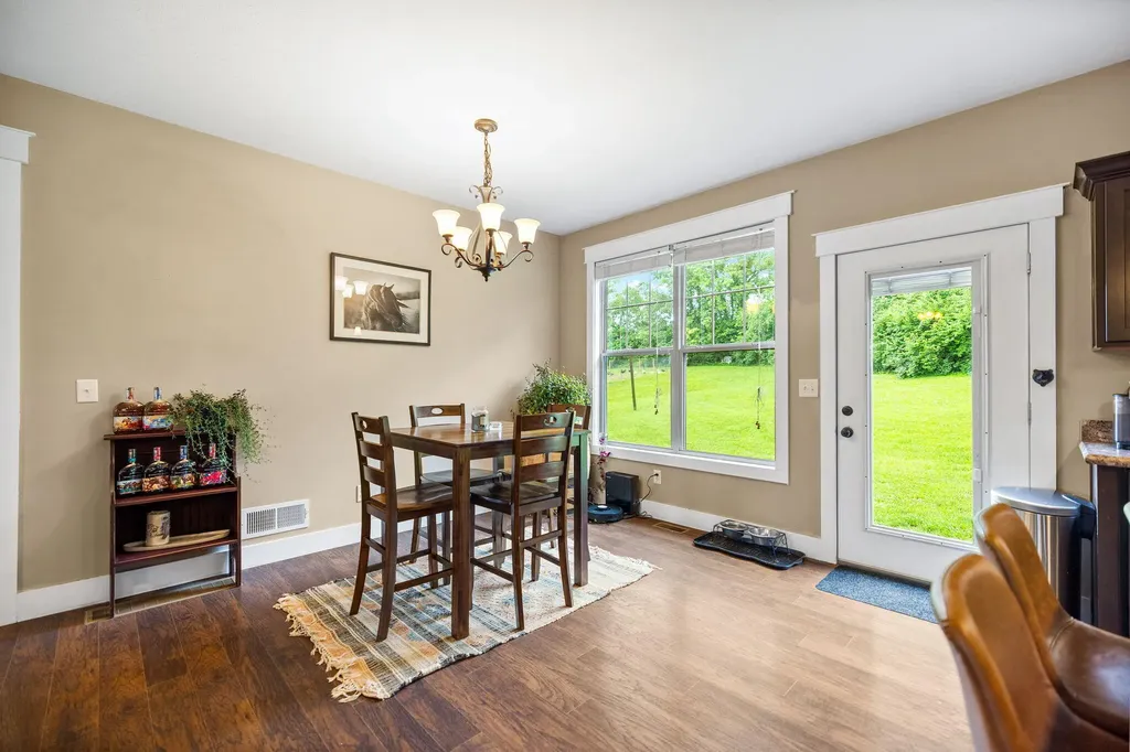 233 Schollsville Road Winchester KY 40391
