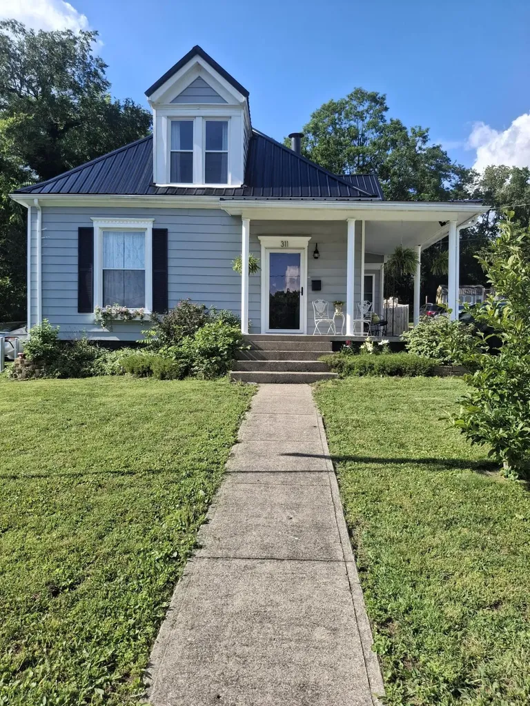311 Holt Avenue Mt Sterling KY 40353