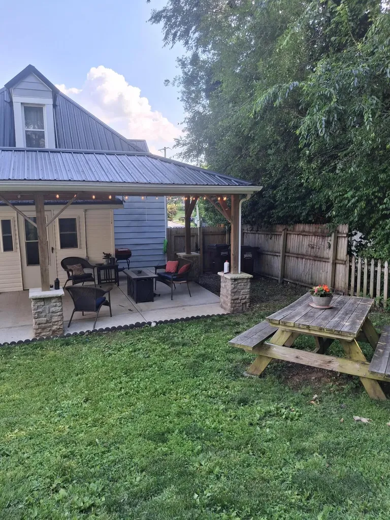 311 Holt Avenue Mt Sterling KY 40353