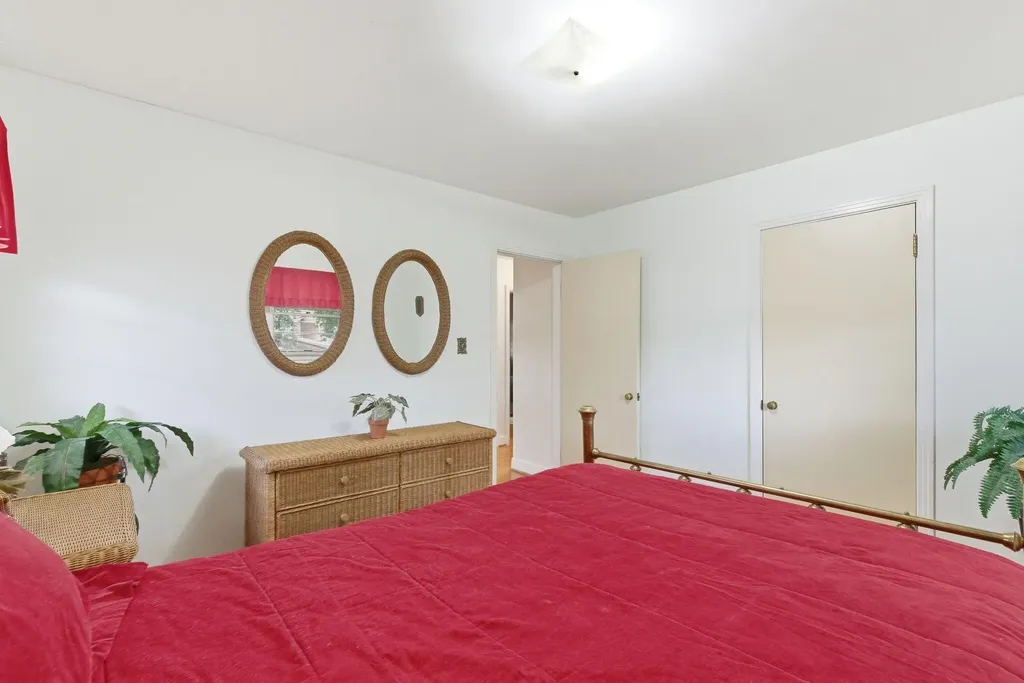 2192 Harrodsburg Road Lexington KY 40503