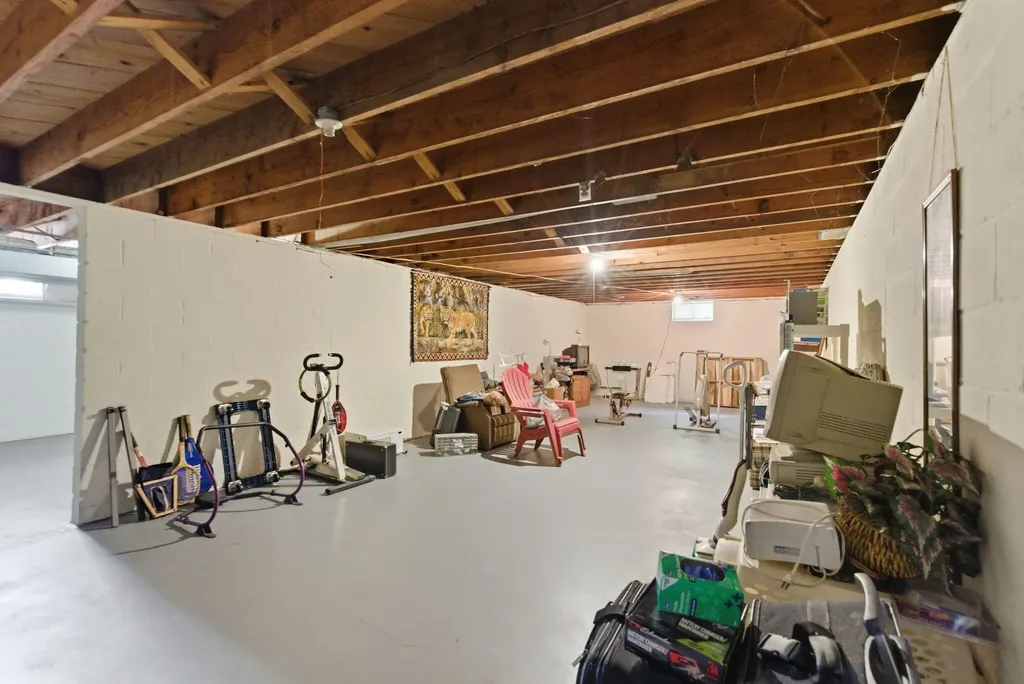 2192 Harrodsburg Road Lexington KY 40503