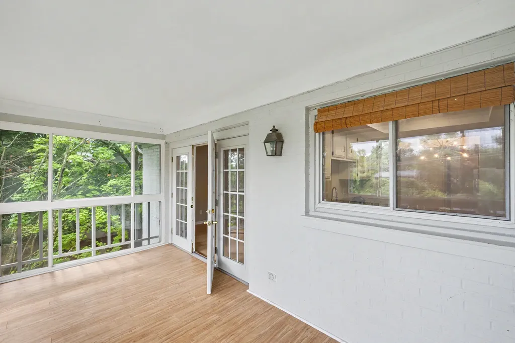 395 Redding Road Lexington KY 40517
