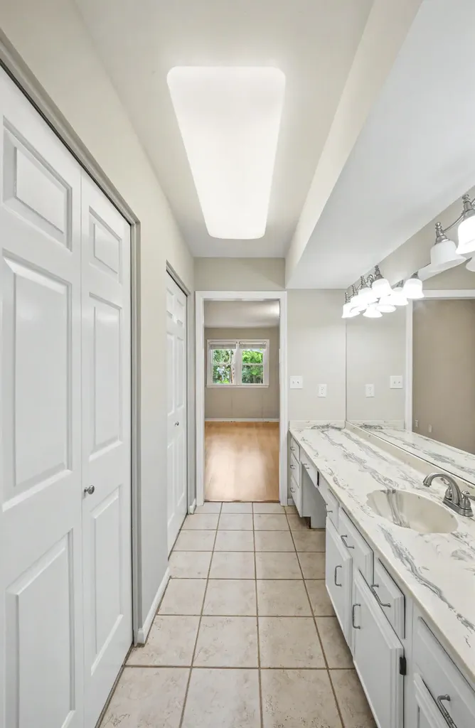 395 Redding Road Lexington KY 40517