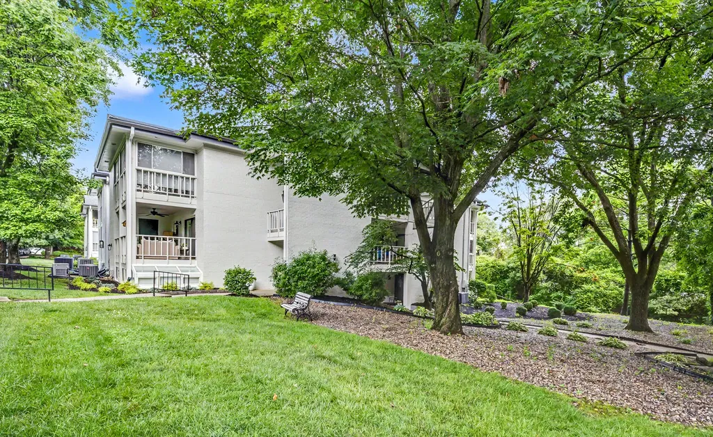 395 Redding Road Lexington KY 40517