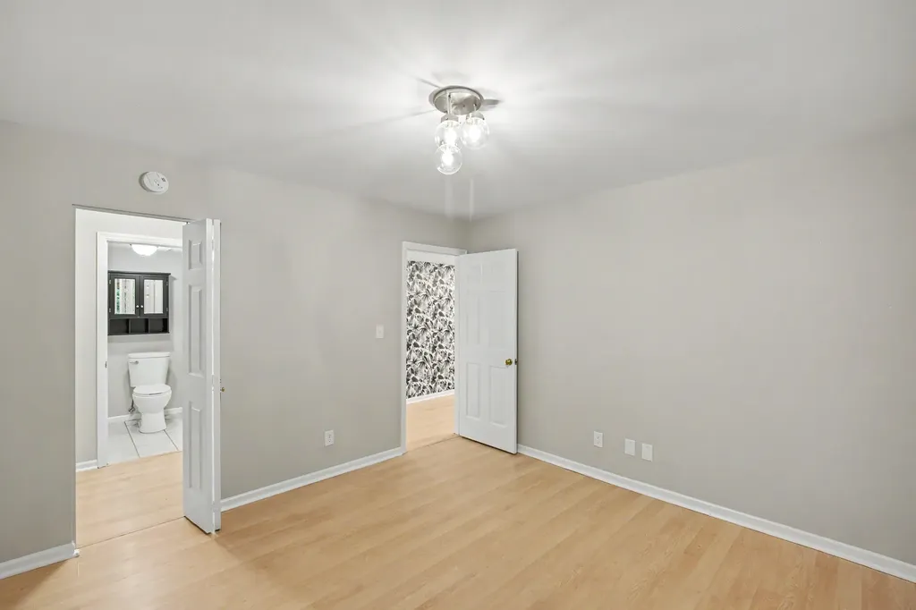 395 Redding Road Lexington KY 40517
