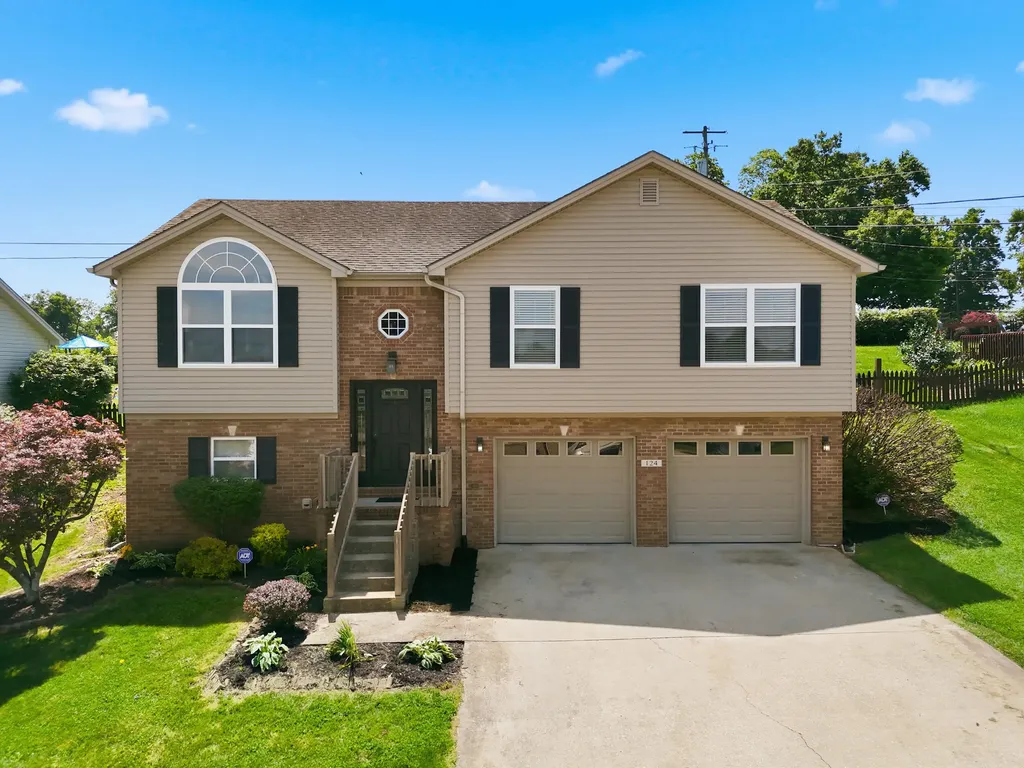 124 White Cliffs Lane Frankfort KY 40601