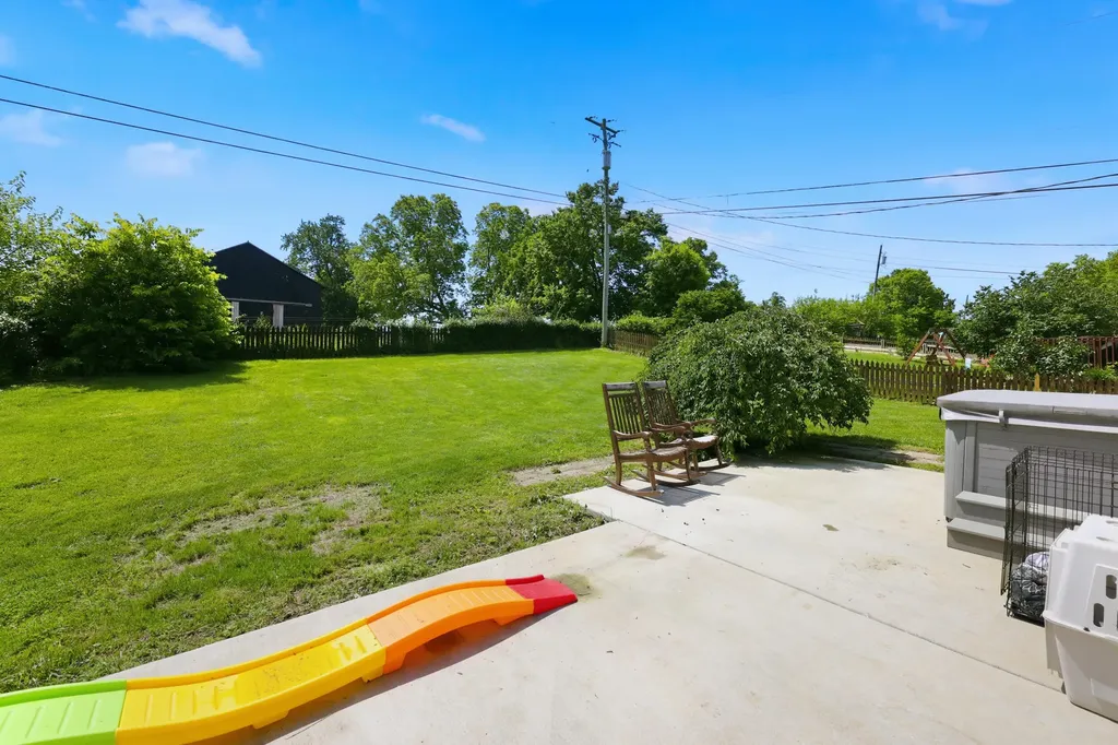 124 White Cliffs Lane Frankfort KY 40601