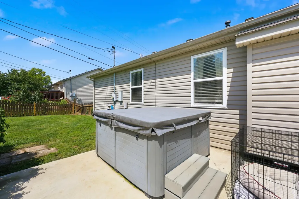 124 White Cliffs Lane Frankfort KY 40601