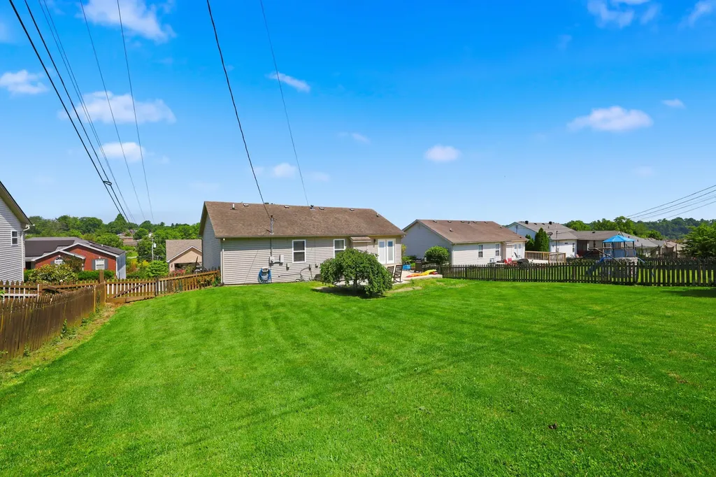 124 White Cliffs Lane Frankfort KY 40601