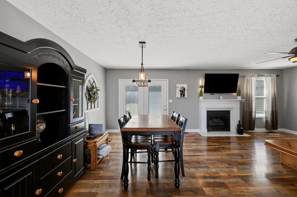 124 White Cliffs Lane Frankfort KY 40601