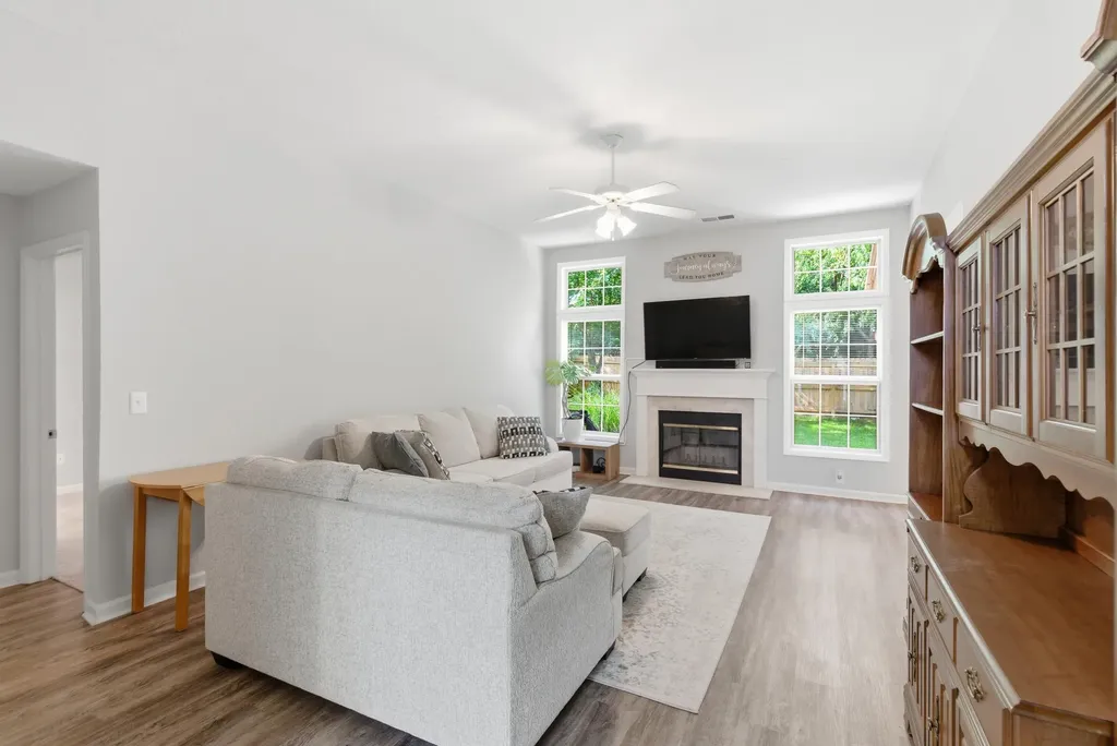 752 Rosslyns Lexington KY 40514
