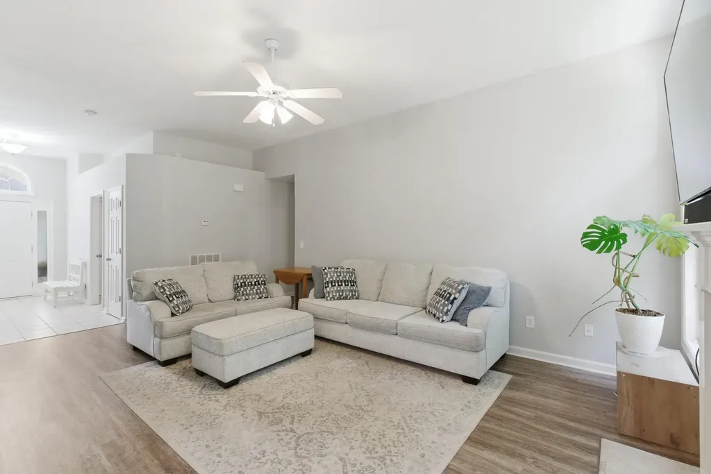 752 Rosslyns Lexington KY 40514
