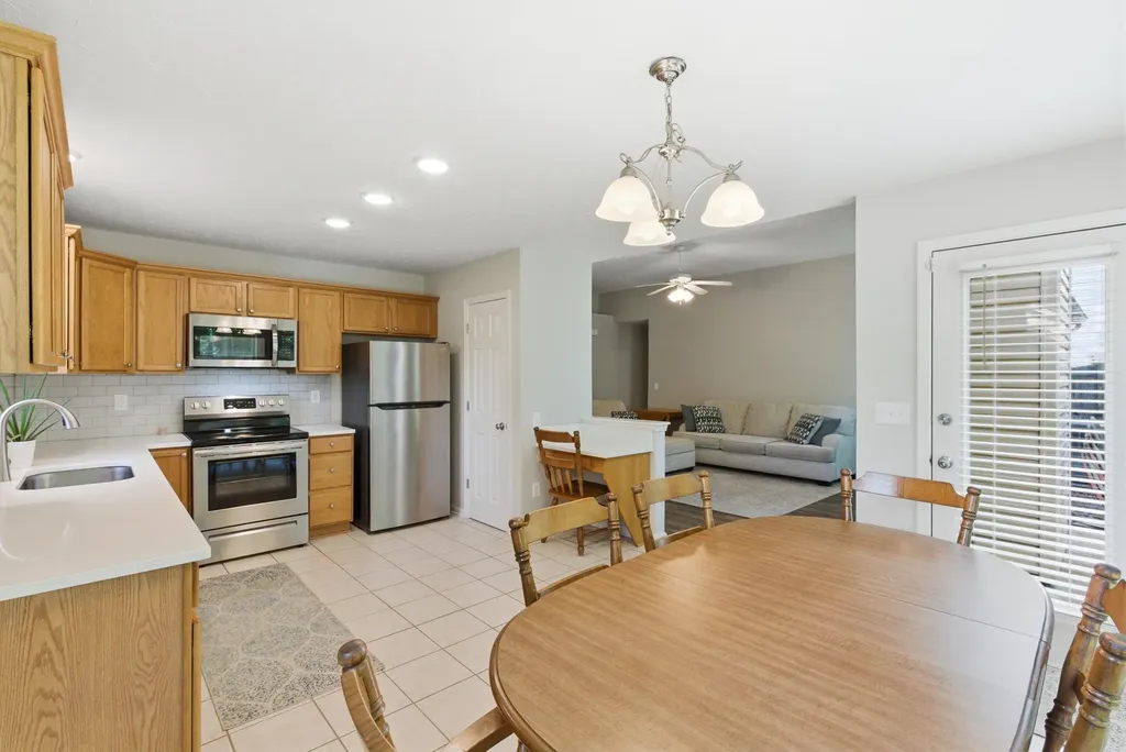 752 Rosslyns Lexington KY 40514