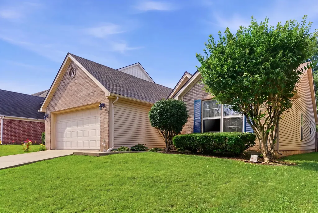 752 Rosslyns Lexington KY 40514