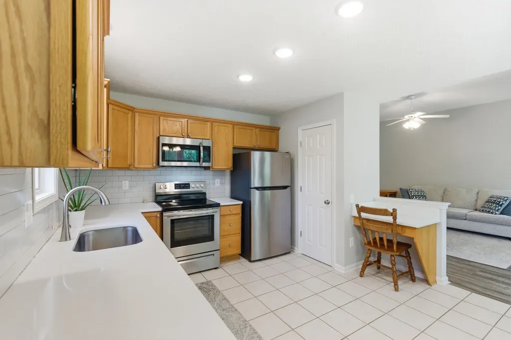 752 Rosslyns Lexington KY 40514