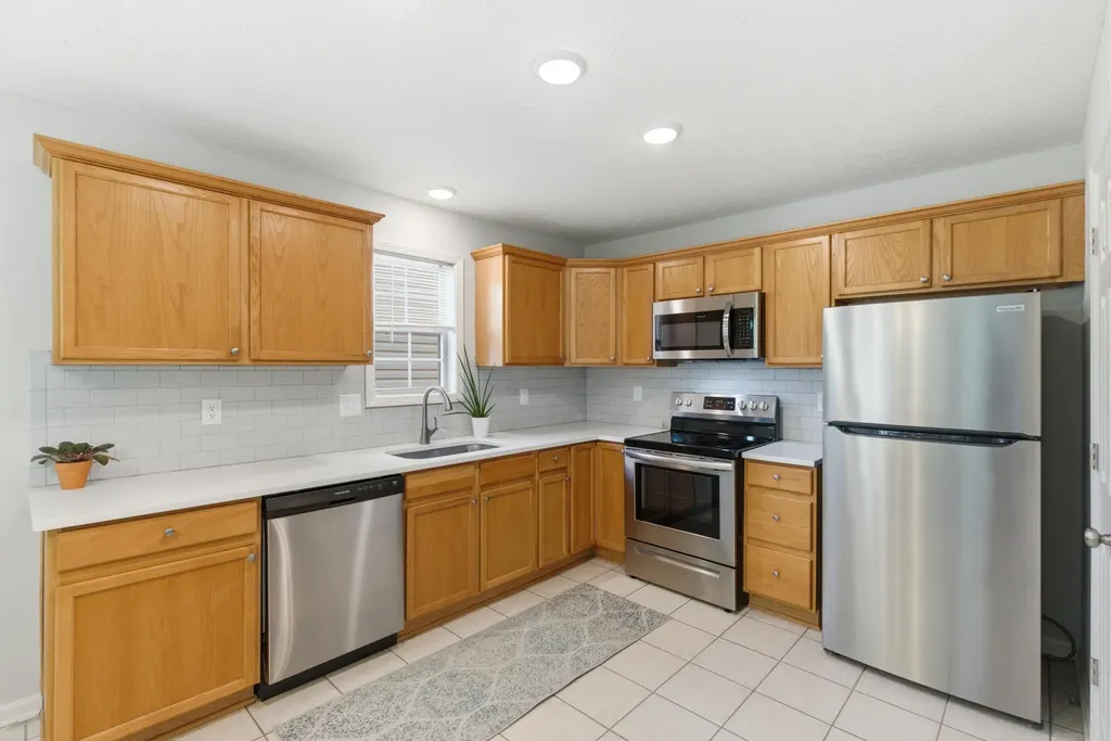 752 Rosslyns Lexington KY 40514