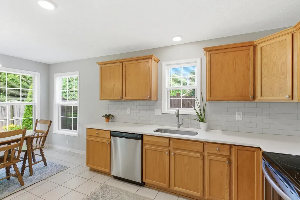 752 Rosslyns Lexington KY 40514