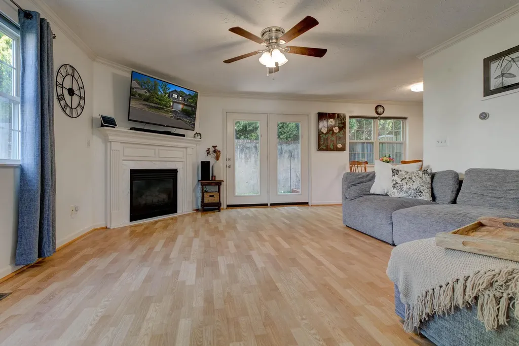 1525 Casper Court Lexington KY 40511