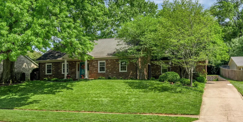 809 Raven Road Lexington KY 40502