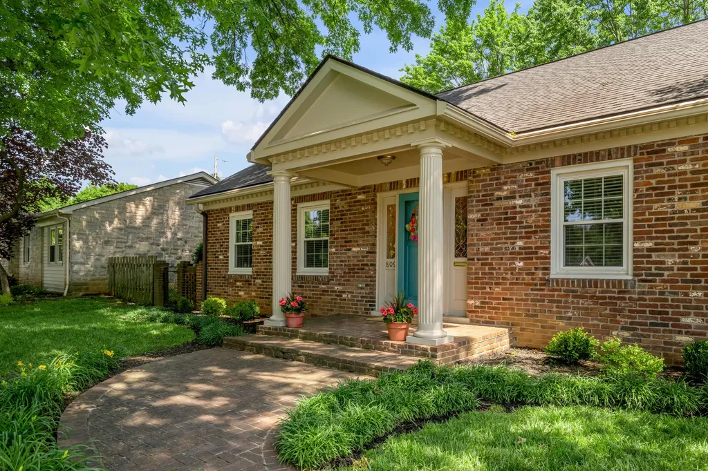 809 Raven Road Lexington KY 40502