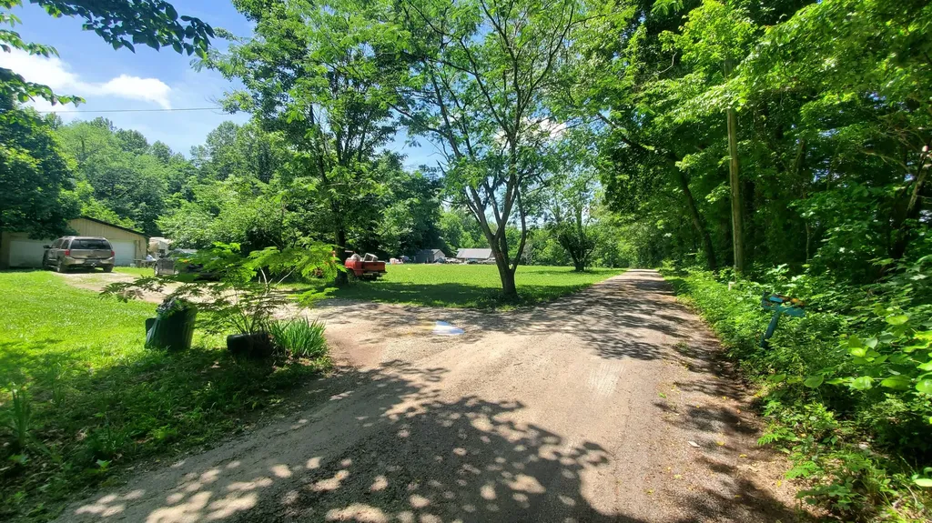 1696 Sims Ridge Road Kings Mountain KY 40442