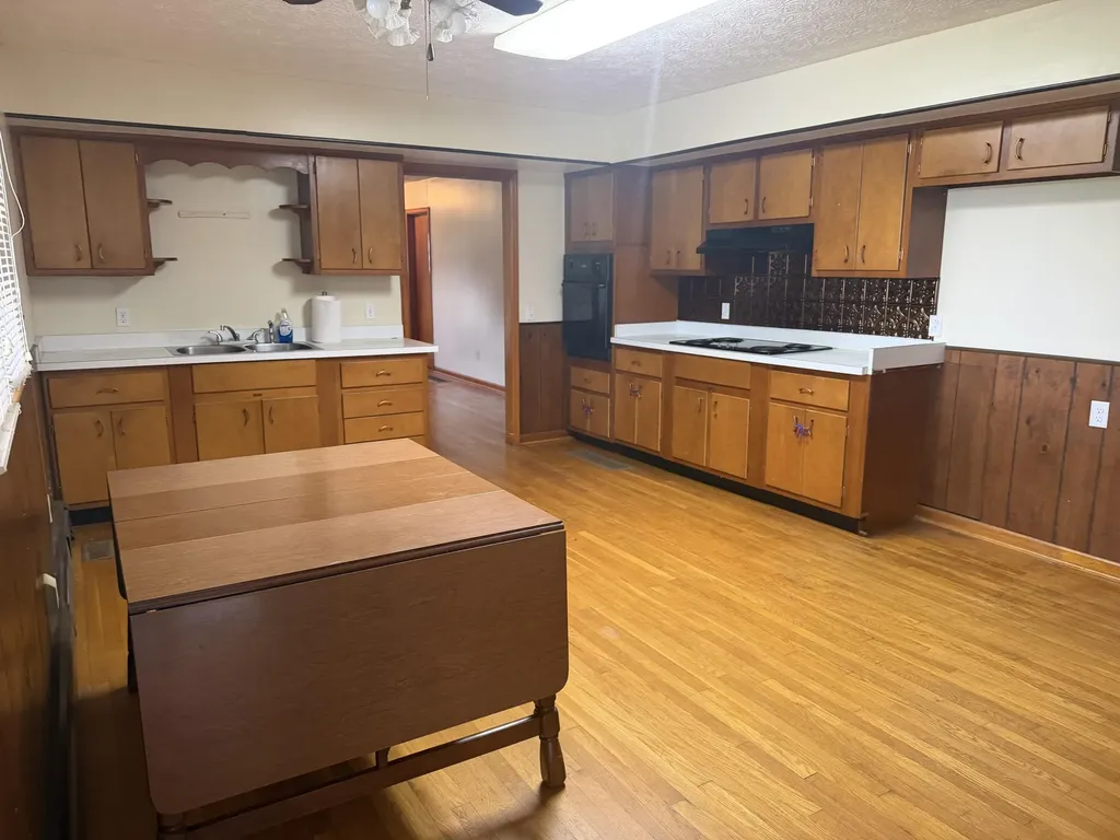 2544 Curtis Pike Richmond KY 40475