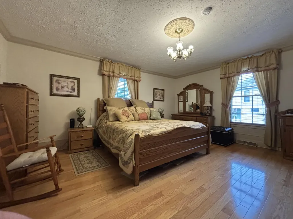 411 E 2nd Street Perryville KY 40468