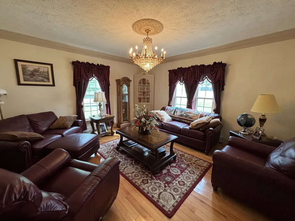 411 E 2nd Street Perryville KY 40468