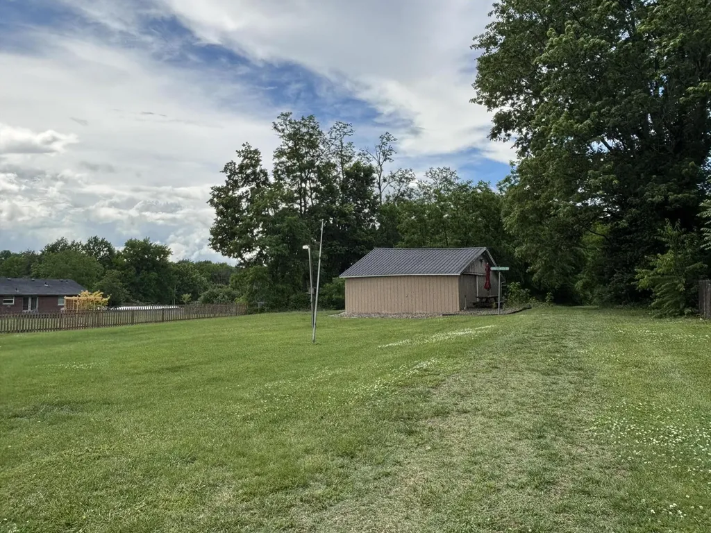 411 E 2nd Street Perryville KY 40468