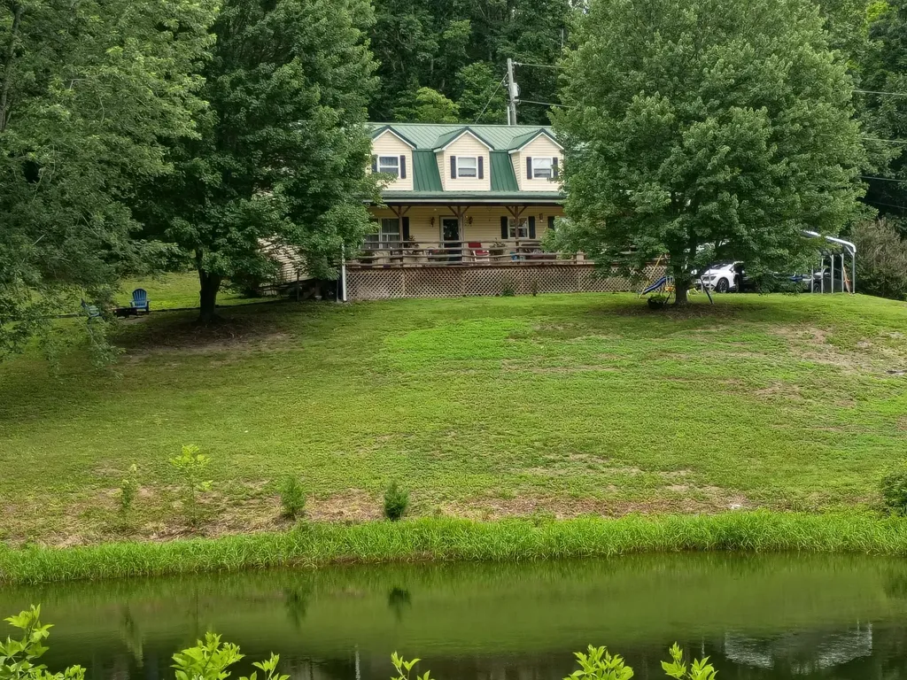 417 Clearview Drive Hustonville KY 40437