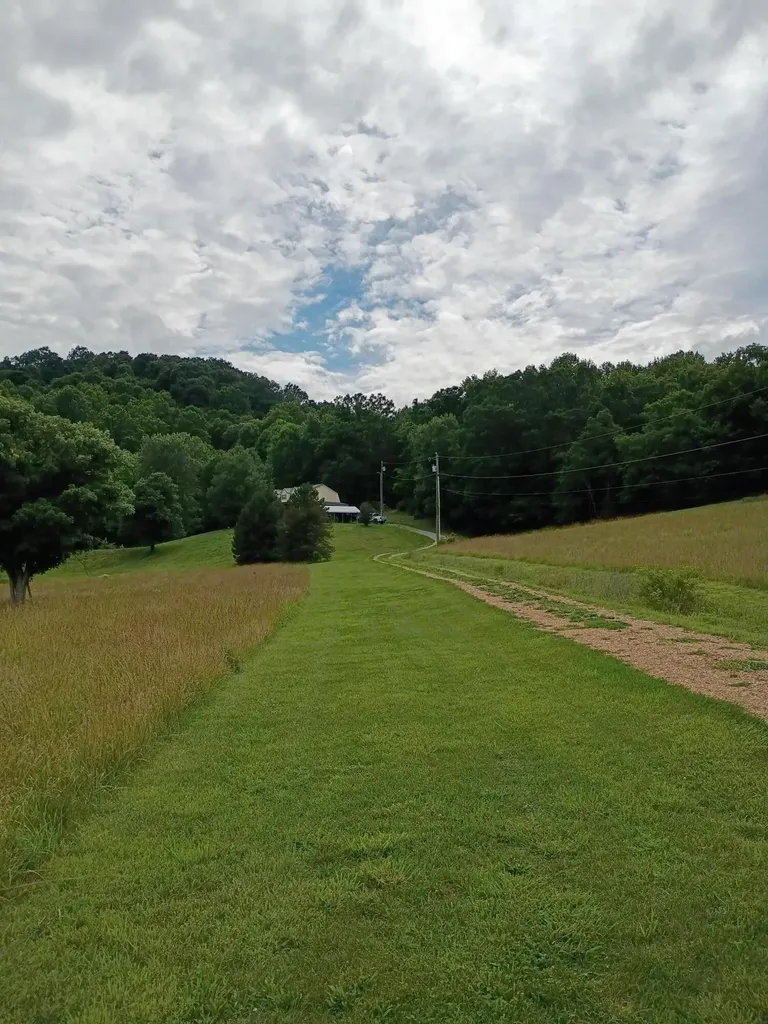 417 Clearview Drive Hustonville KY 40437