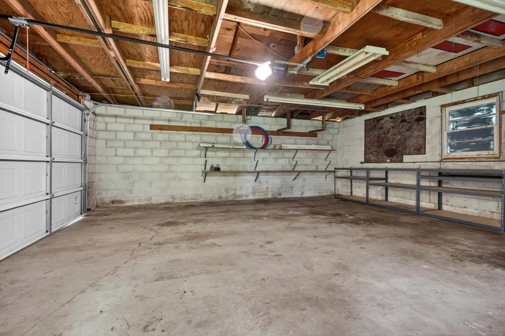 1804 Ranier Drive Lexington KY 40505