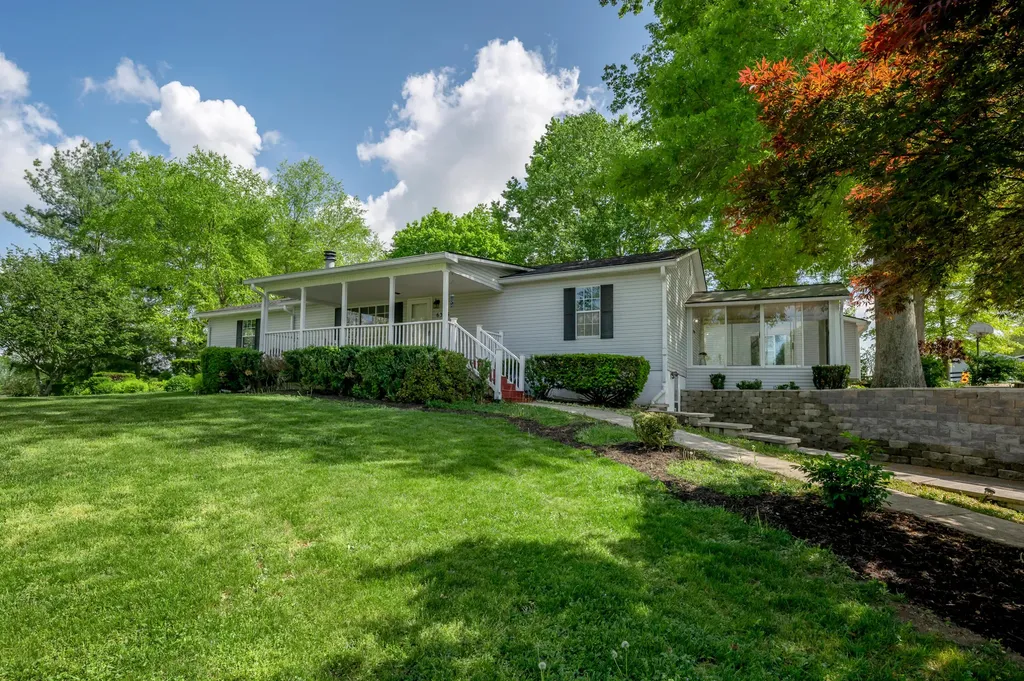 6356 Van Meter Road Winchester KY 40391