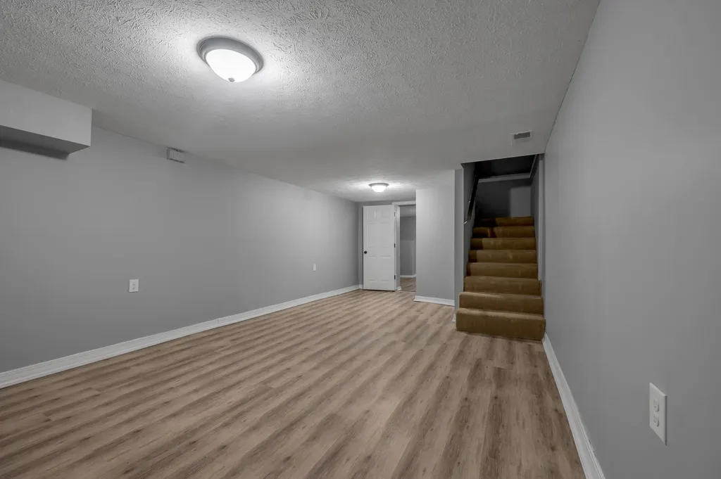 6356 Van Meter Road Winchester KY 40391