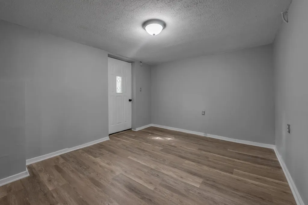6356 Van Meter Road Winchester KY 40391