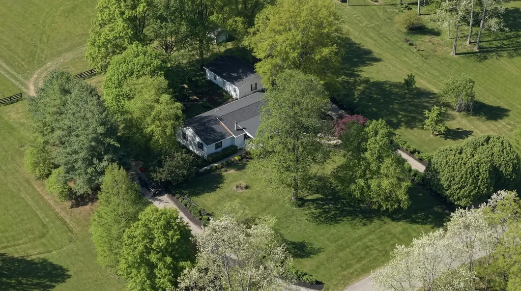 6356 Van Meter Road Winchester KY 40391
