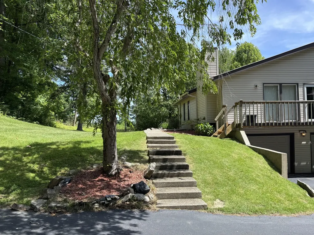251 Old State Road London KY 40744