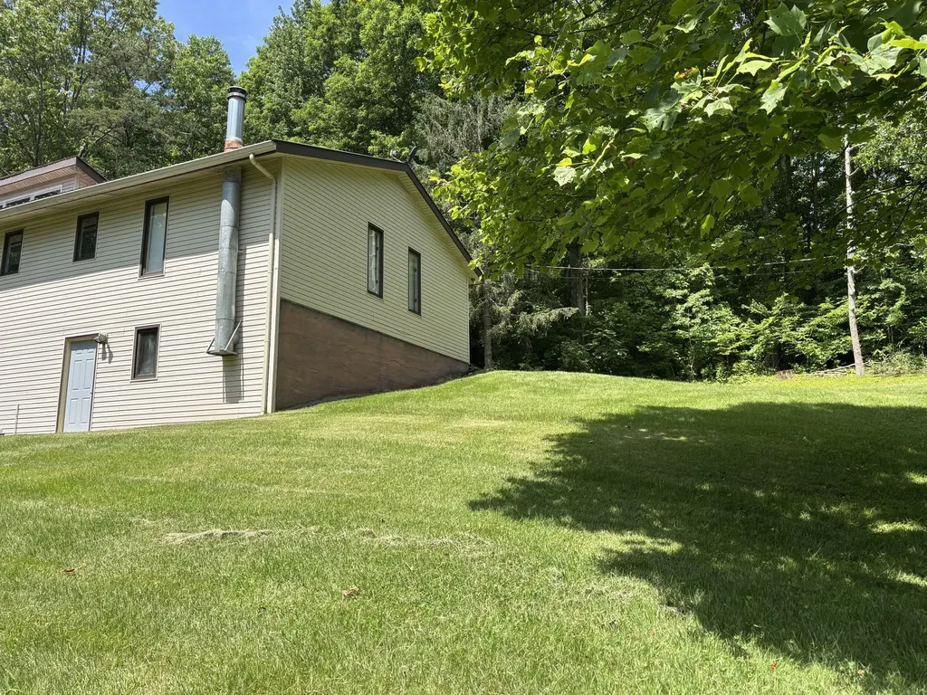 251 Old State Road London KY 40744