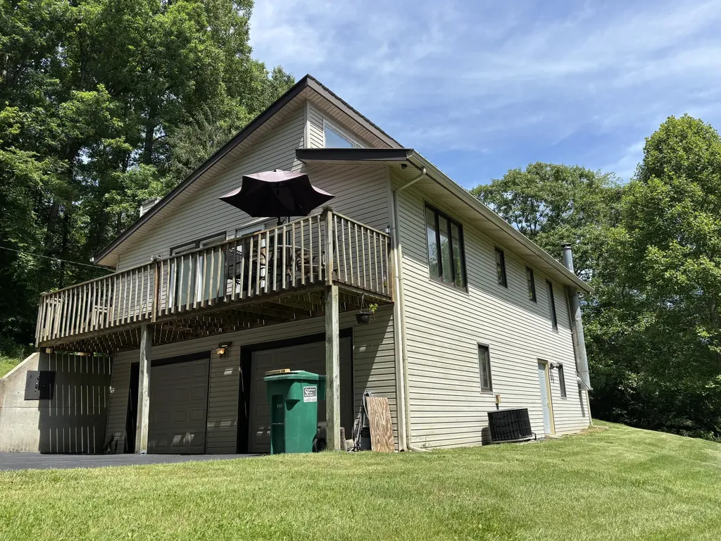 251 Old State Road London KY 40744