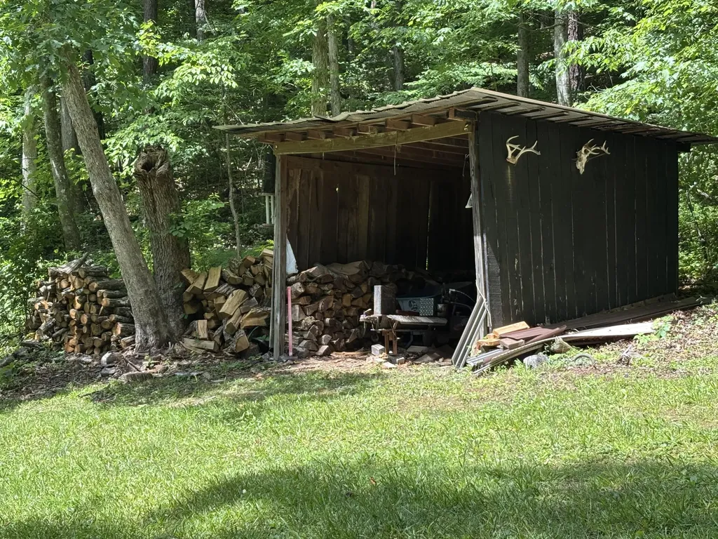 251 Old State Road London KY 40744