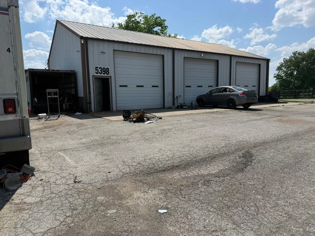 5374 Lexington Road Lancaster KY 40444
