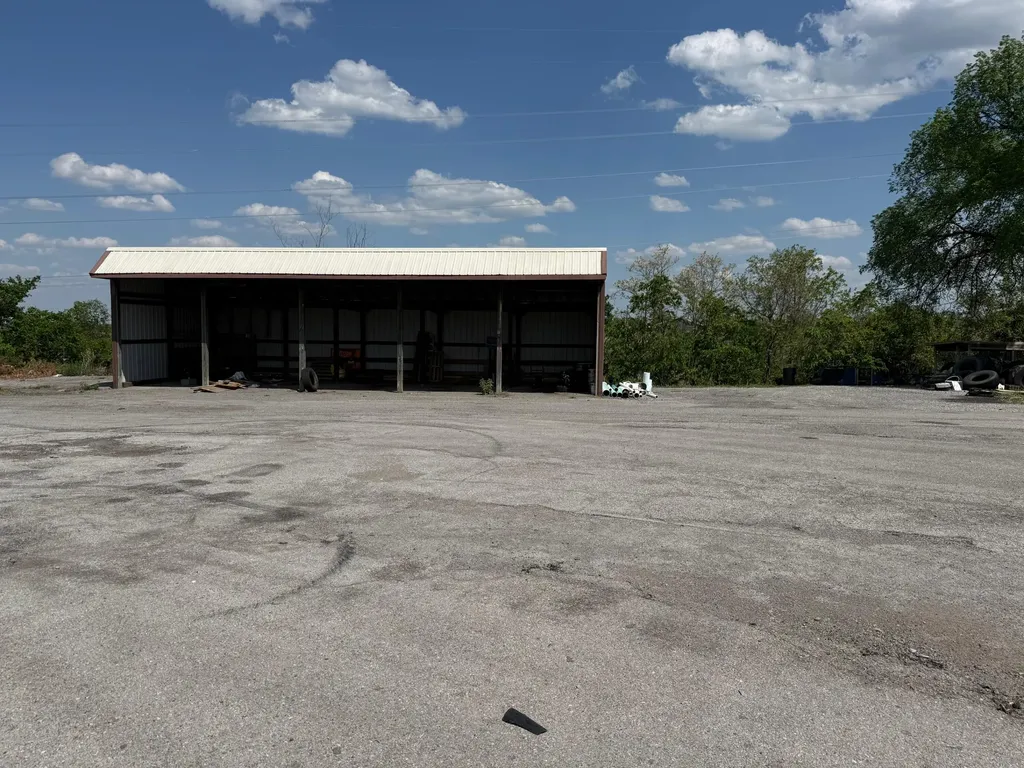 5374 Lexington Road Lancaster KY 40444