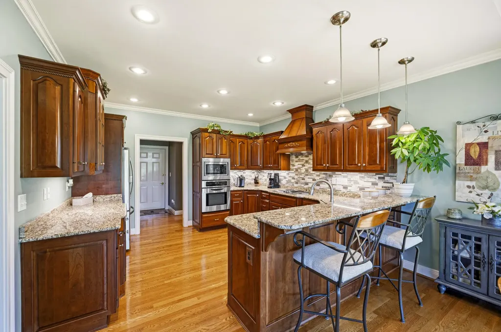 1324 Wakehurst Court Lexington KY 40509