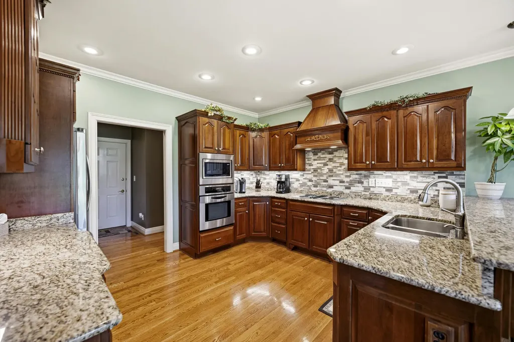 1324 Wakehurst Court Lexington KY 40509